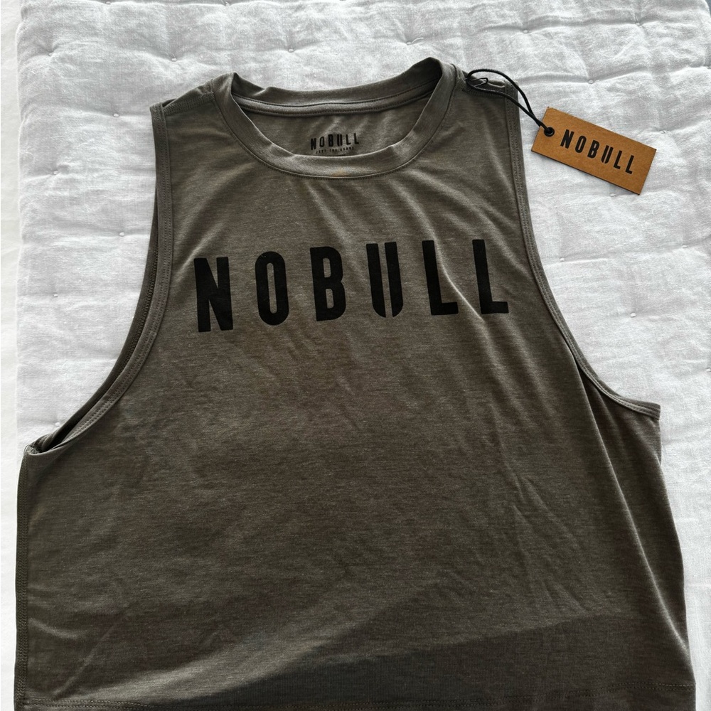 NOBULL Green Muscle Tee Sleeveless Crop Relaxed
